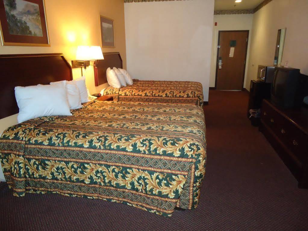Red Roof Inn Fort Worth - Saginaw Exterior photo