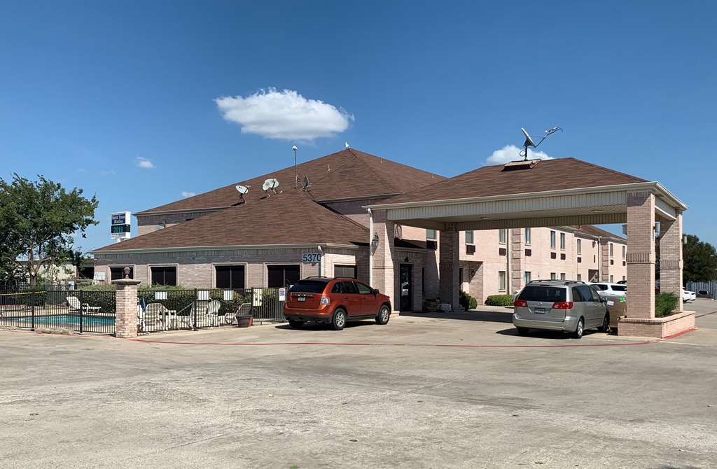 Red Roof Inn Fort Worth - Saginaw Exterior photo